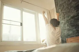 夜读 |“道理我都懂，可是真的起不来啊……”图片