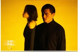 白举纲、刘令飞赤脚同台高歌，他们互换角色，对着墙唱，都喊太难了图片