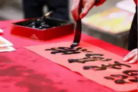 日本人出上联：“本日飞机飞日本”，中国网友对出下联，堪称经典图片