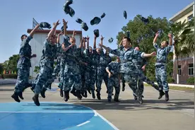 我们的早晨，从中午开始图片