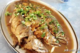 炖鲅鱼，记住2个窍门，炖好后香味浓郁，无腥气，教您详细做法图片