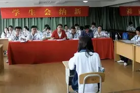 黑龙职学生会查寝视频刚曝光，毕业校友趁热举报老师，后续来了图片