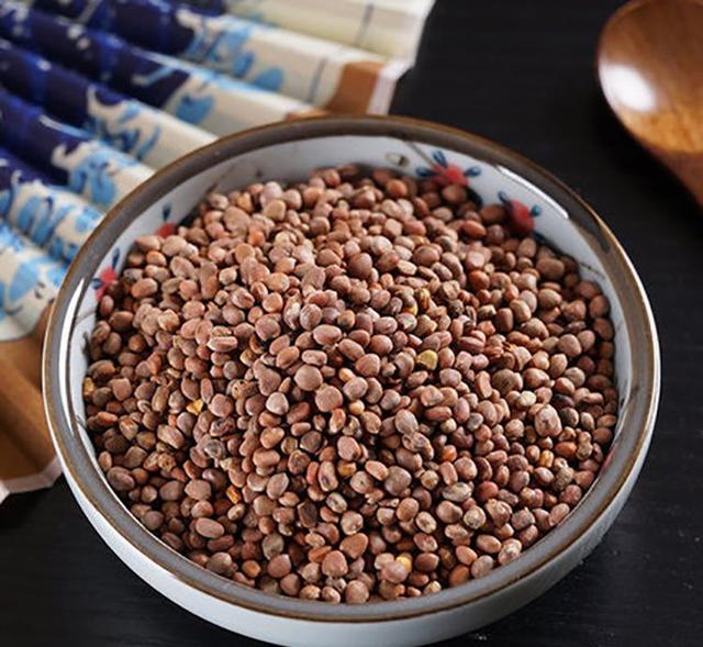 中医常见治疗胃病的中药材大全，很实用，收藏起来吧