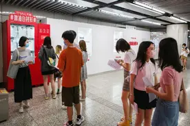 乘风破浪吧，白衬衫少年图片