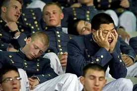 政治教育课如何避免官兵学生打瞌睡？美军四大洗脑绝招引人深思图片