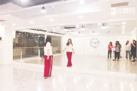 宋茜《屋顶着火》镜面教学，学不会舞蹈！那是因为没有好视频！视频封面