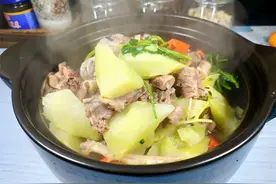 很多人只吃它的叶，其实“头”才是宝贝，炖肉特别鲜，错过真可惜图片