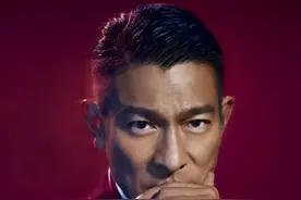 刘德华宠老婆上热搜：真正成功的男人，往往都是家庭事业双丰收的图片