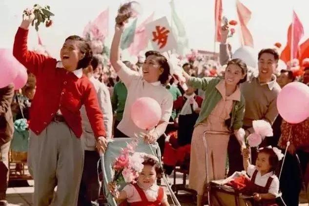 2020年中秋国庆晚会 2020年中秋国庆晚会节目单(图13) 2020年中秋国庆晚会 2020年中秋国庆晚会节目单(图13)