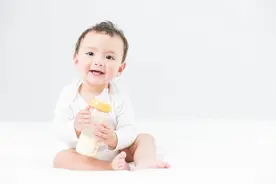 “妈妈你有没有小鸡鸡？”我发现，孩子三岁开始性教育晚了图片