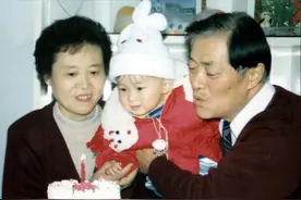 奶奶走了17年，我心里留下一个洞，生离死别是每个人的必修课图片