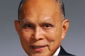霍英东严厉要求二三房生的子女不能从商，长孙霍启刚地位高贵图片