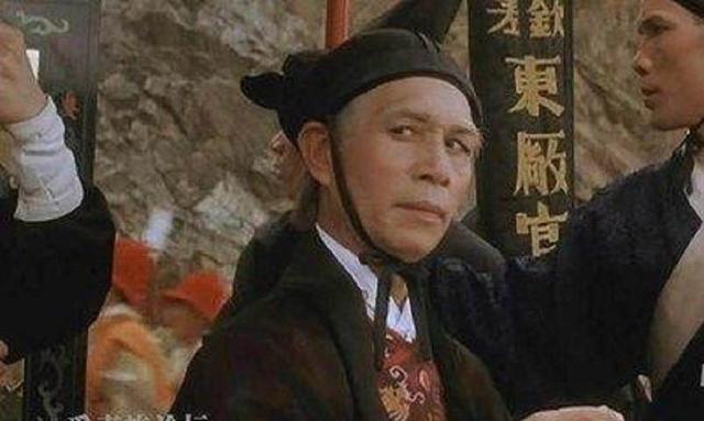 明朝大宦官魏忠贤权倾朝野，为什么在十七岁崇祯帝面前不堪一击？