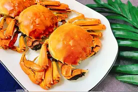 蒸螃蟹时，直接上锅蒸就错了！多加3味，蟹肉鲜嫩入味，还无腥味图片