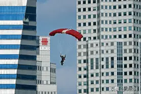 新加坡国庆庆典因疫情首次推迟图片