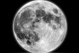 月亮到底是什么，为何各国都对月球虎视眈眈图片