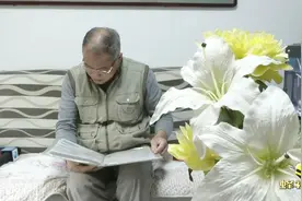 老人收藏票据40年 看票据忆往昔岁月觉今朝甜视频封面