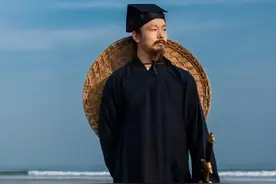 武当陈师行：被赞轻功第一人，一跃上4米高墙，今开直播弘扬武学图片