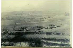 风雨中占领阵地，寒冷中构筑工事，为了万发炮弹轰谅山图片