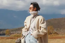 “大衣+直筒裤”怎么穿更高级？送你3个搭配思路，又美又飒又显高图片