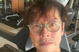 曝71岁谭咏麟出轨，私下与女粉发生关系，女方男友怒斥其失德劣迹图片
