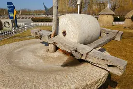 农村老常说，“朱雀压磨盘，代代有人穷”，这是为什么呢？图片