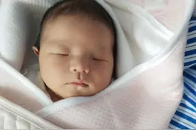 意外来的二胎都是来报恩的！你会得到双倍的快乐图片