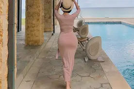 乌克兰“嘟嘟唇”健身达人，美好身材靠的是不断运动图片