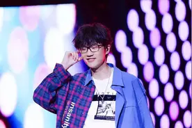 《我的音乐你听吗》官宣，许嵩音乐综艺首秀，歌迷沸腾令人期待图片