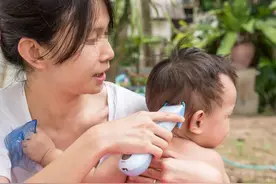 未满100天的新生儿，从上到下有3个部位不能乱碰，新手父母别手痒图片