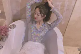 最美师姐宣璐的“仙女系”搭配，风格清新又简约，少女气息十足图片