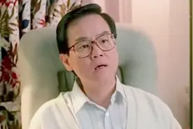 他被誉为“创作鬼才”，曾拒绝周星驰面试，花“天价”签约甄子丹图片
