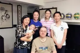 前男排国手汤淼：瘫痪13年逼迫妻子改嫁，3岁女儿曾是试管婴儿图片