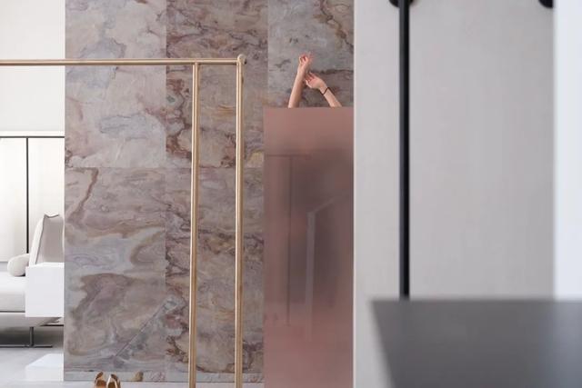 inshop女装中文叫什么（服装店——低调而极具仪式感的迎接方式）