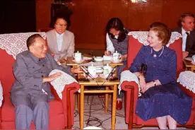 邓小平会见希思：1997年不收回香港，我就是李鸿章图片