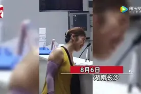 健身房保洁大妈“麒麟臂”走红，教练：干保洁3年，偶尔动动器械图片