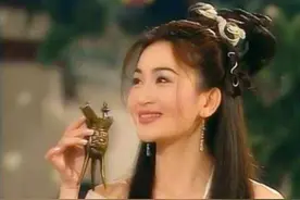 高段位聊天实录：手把手教你把话说到男人心坎里，让他围着你转图片