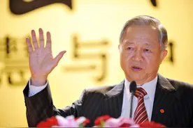 当代预言家，预言到瘟疫，到底应该怎么评价曾仕强？图片