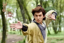 《射雕》“江南七怪”BGM自带笑点，缠斗撕扯译后变得优雅图片