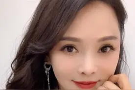 伊能静儿子、巫启贤女儿出道，优势相似，撞脸邓伦等多位明星图片