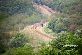 实拍朝鲜半岛非军事区，景色令人震撼，朝韩双方的旗杆大战谁胜出图片
