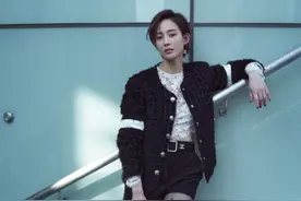 天冷就不能露腿了？“连体袜裤”它不配吗，保暖显瘦，搭啥都好看图片