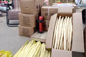 山药“易容术”：消毒剂漂白变白嫩 销往北京上海等地 一个镇就有二十多家漂白工厂图片
