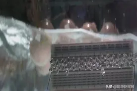 它能满足全人类用电需求，中国研发全新纳米发电技术，国外会有？图片