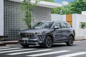 试驾 | 15万以内新选择？2.0T Buff加持的广汽传祺GS4 PLUS实力超群图片