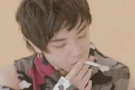 华晨宇酒吧抽烟获理解，为何王源却不能？究其原因，主要有这三点图片