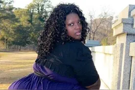 部落传统的非洲女人，真的热衷于“丰乳肥臀”？更多是身不由己图片