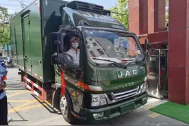 拒绝“舌尖上的浪费”记者直击蔡甸校园“光盘行动”图片