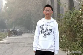 “励志学霸”吴敌：曾高考443分进清华大学，当年是江苏理科状元图片