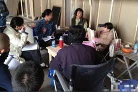 父母爱情：王秀娥接生的这段承包了1年的笑点，但幕后花絮更搞笑图片